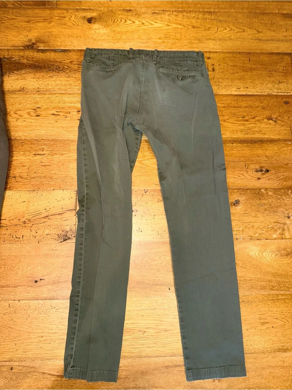 I Crew 30 x 32 pants Men's Olive Green Casual Jeans